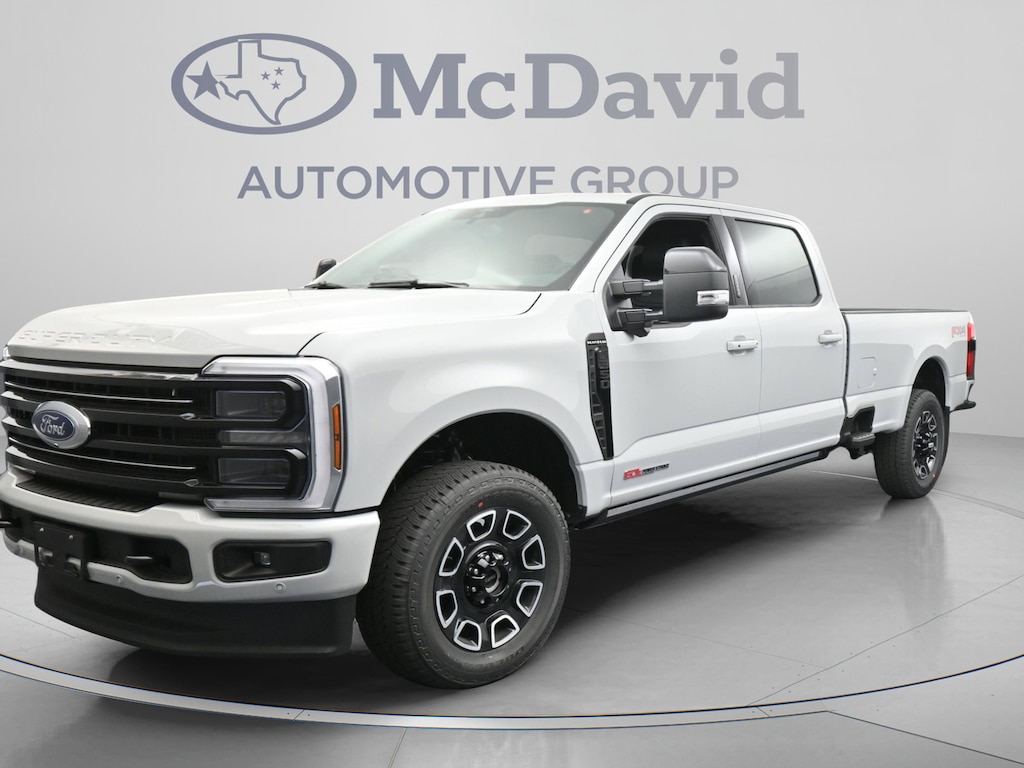 New 2026 Ford F-350 Platinum Truck Crew Cab