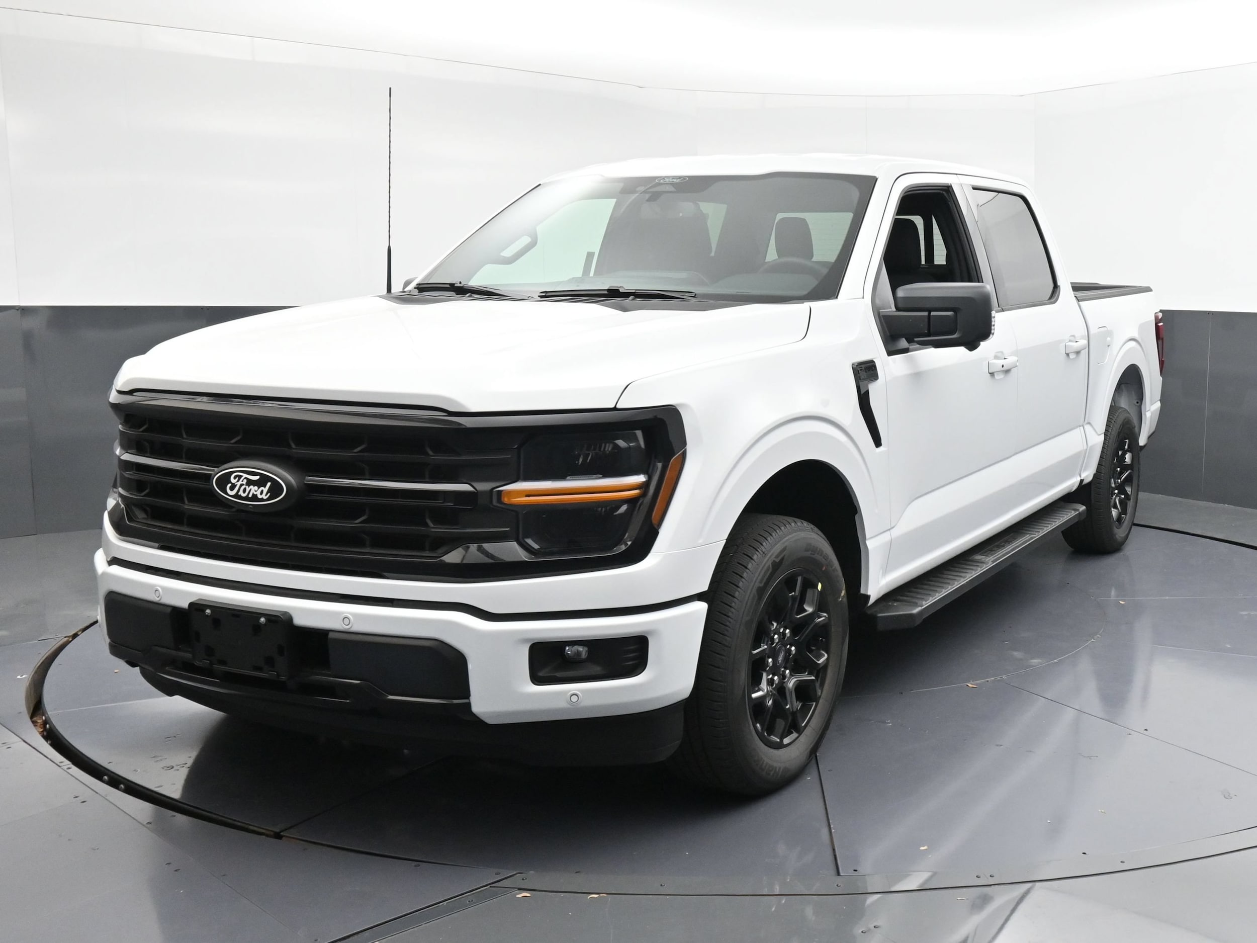 New 2026 Ford F-150 XLT