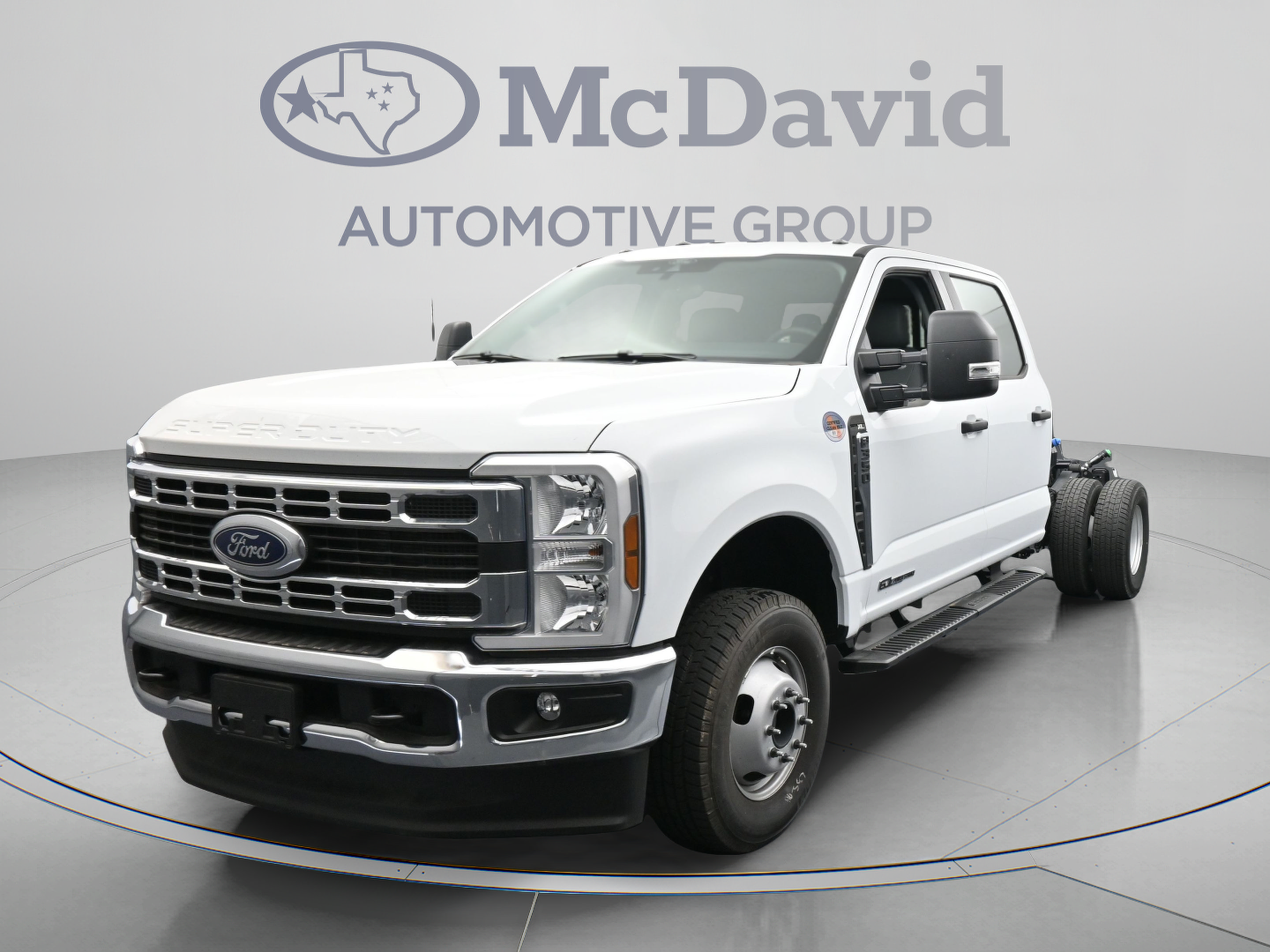  Ford F-350 Chassis