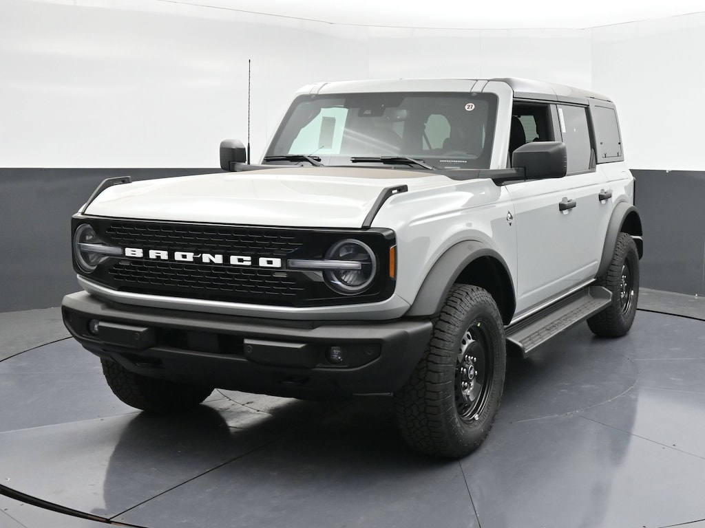 New 2026 Ford Bronco Outer Banks SUV