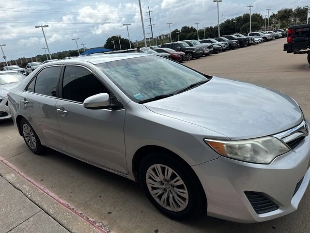 Used 2014 Toyota Camry LE with VIN 4T4BF1FK7ER423956 for sale in Fort Worth, TX