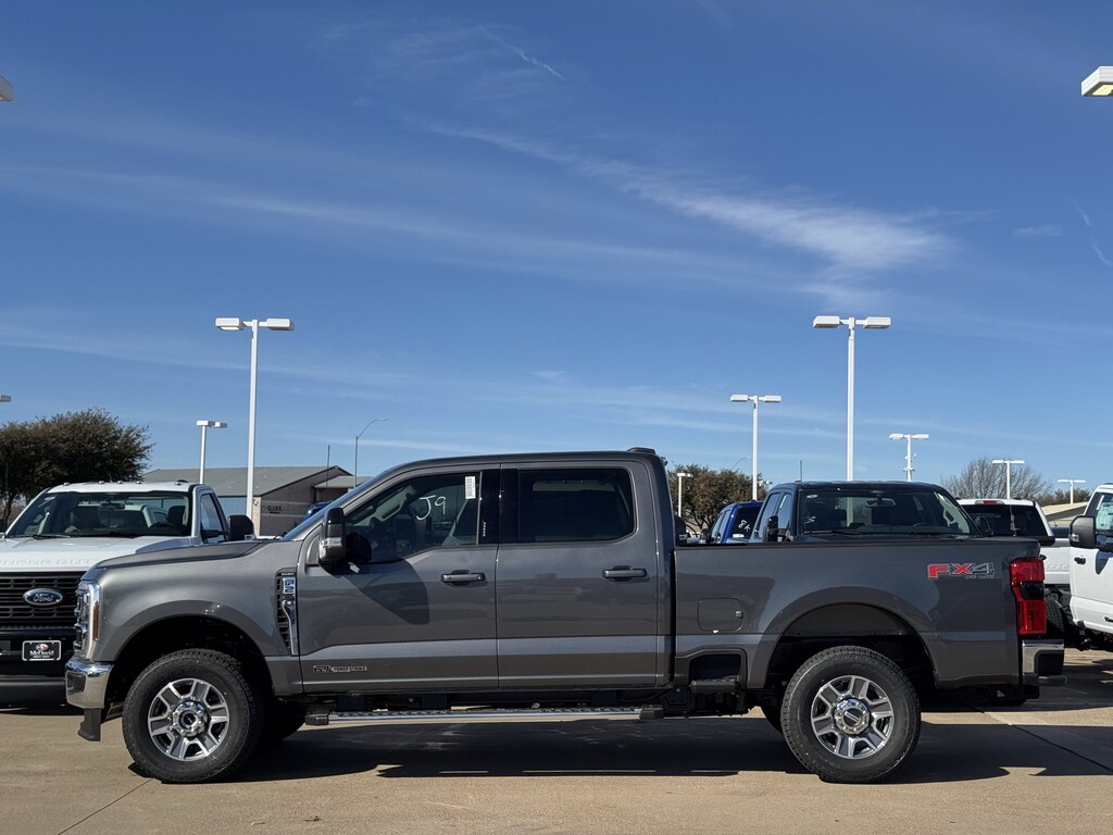 New 2026 Ford F-250 LARIAT Truck Crew Cab