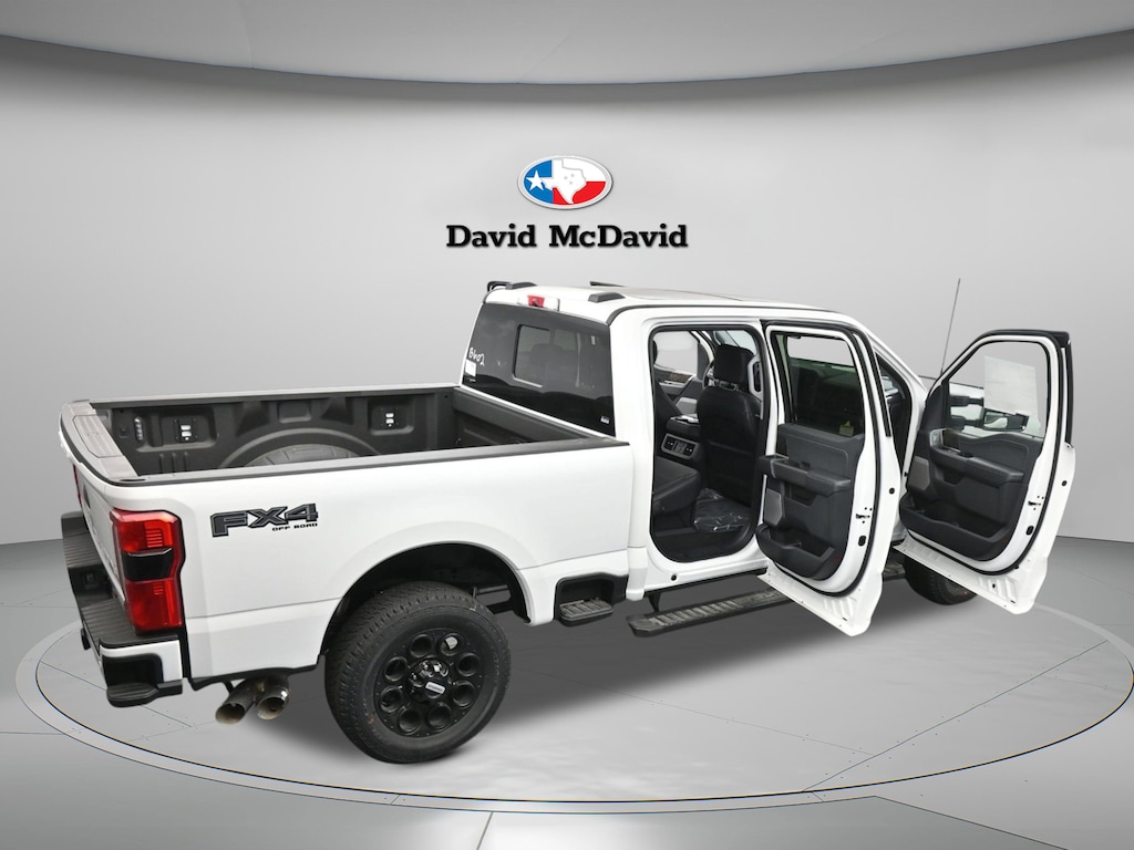 New 2026 Ford F-250 LARIAT Truck Crew Cab