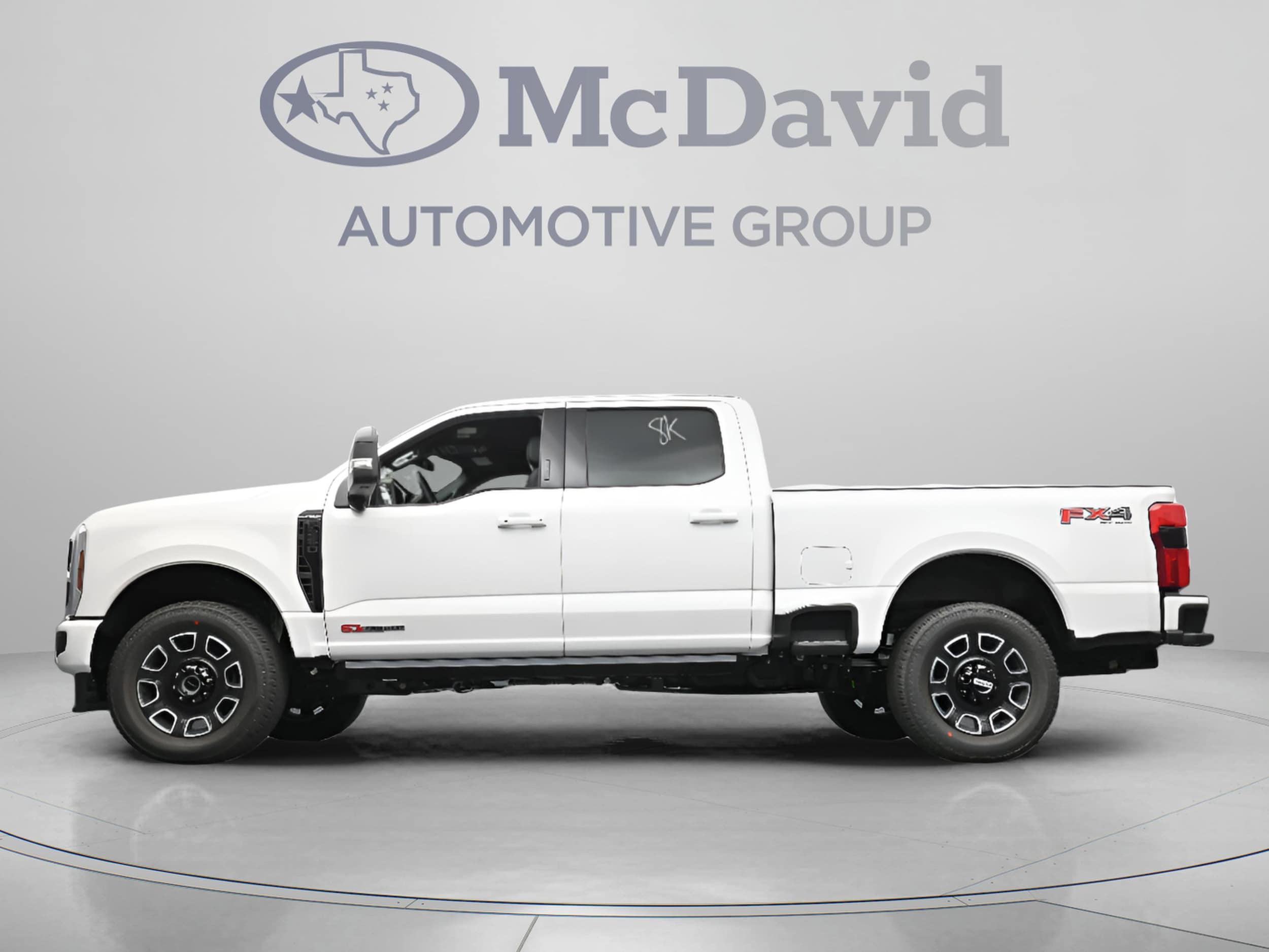 2026 Ford F-250 Super Duty Platinum - Photo 13