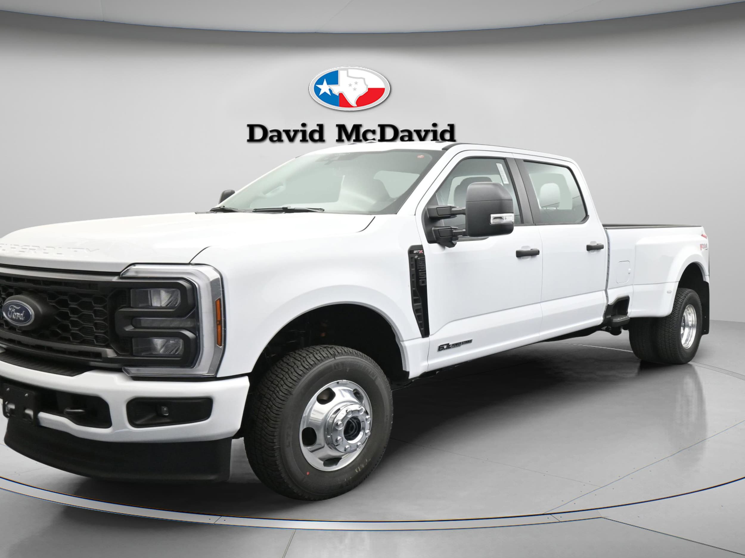 2026 Ford F-350 XL 4x4 Crew Cab 8' Box DRW's photo