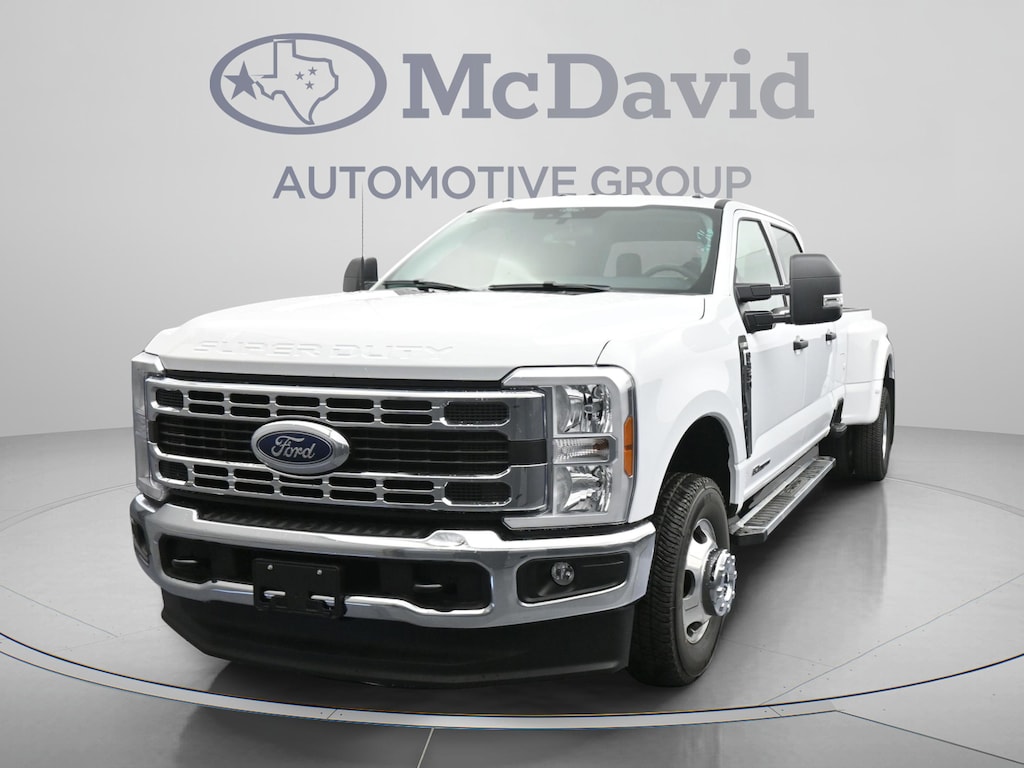 New 2026 Ford F-350 XLT Truck Crew Cab