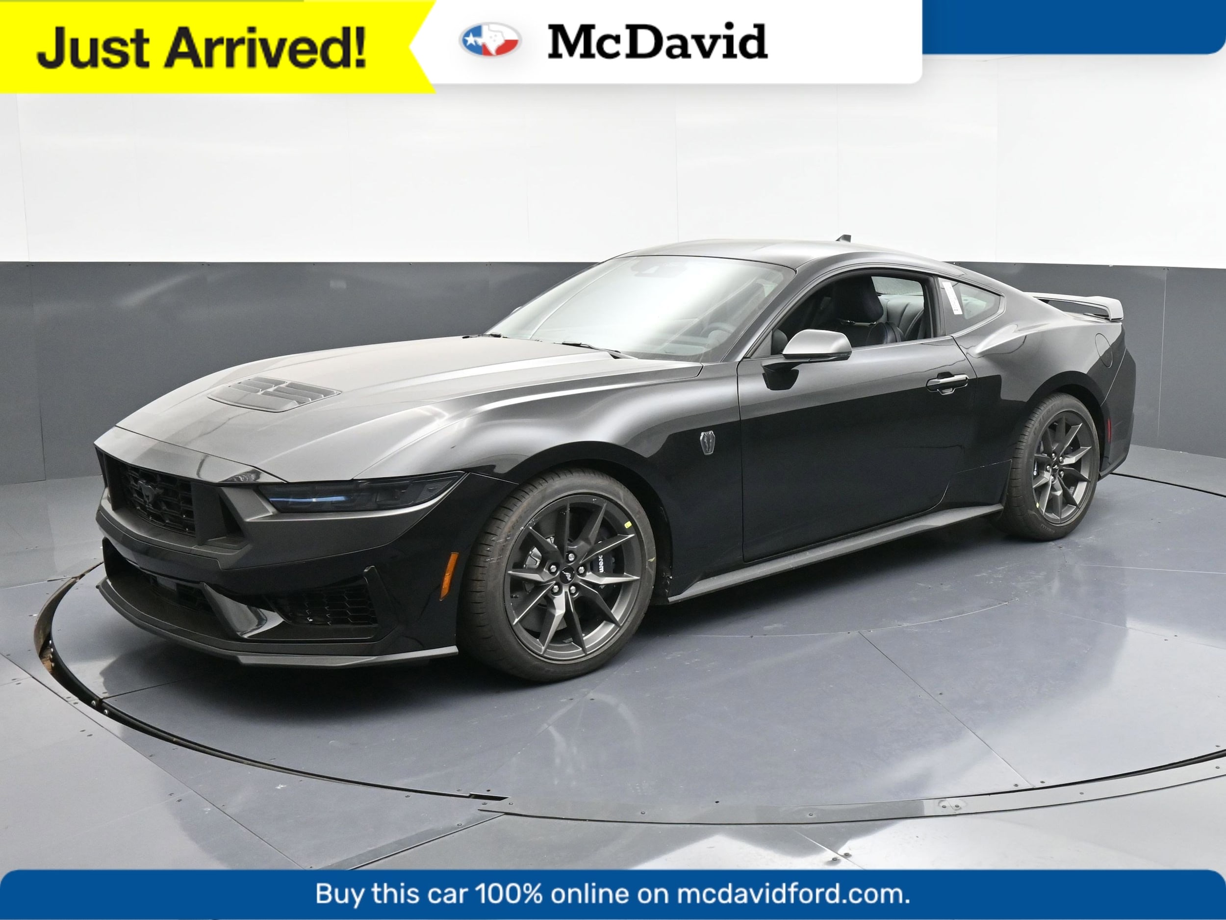 2026 Ford Mustang Dark Horse's photo