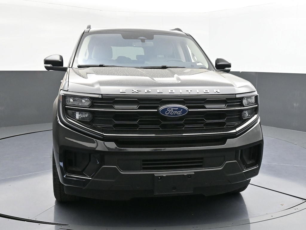 Used 2025 Ford Expedition Max Active SUV