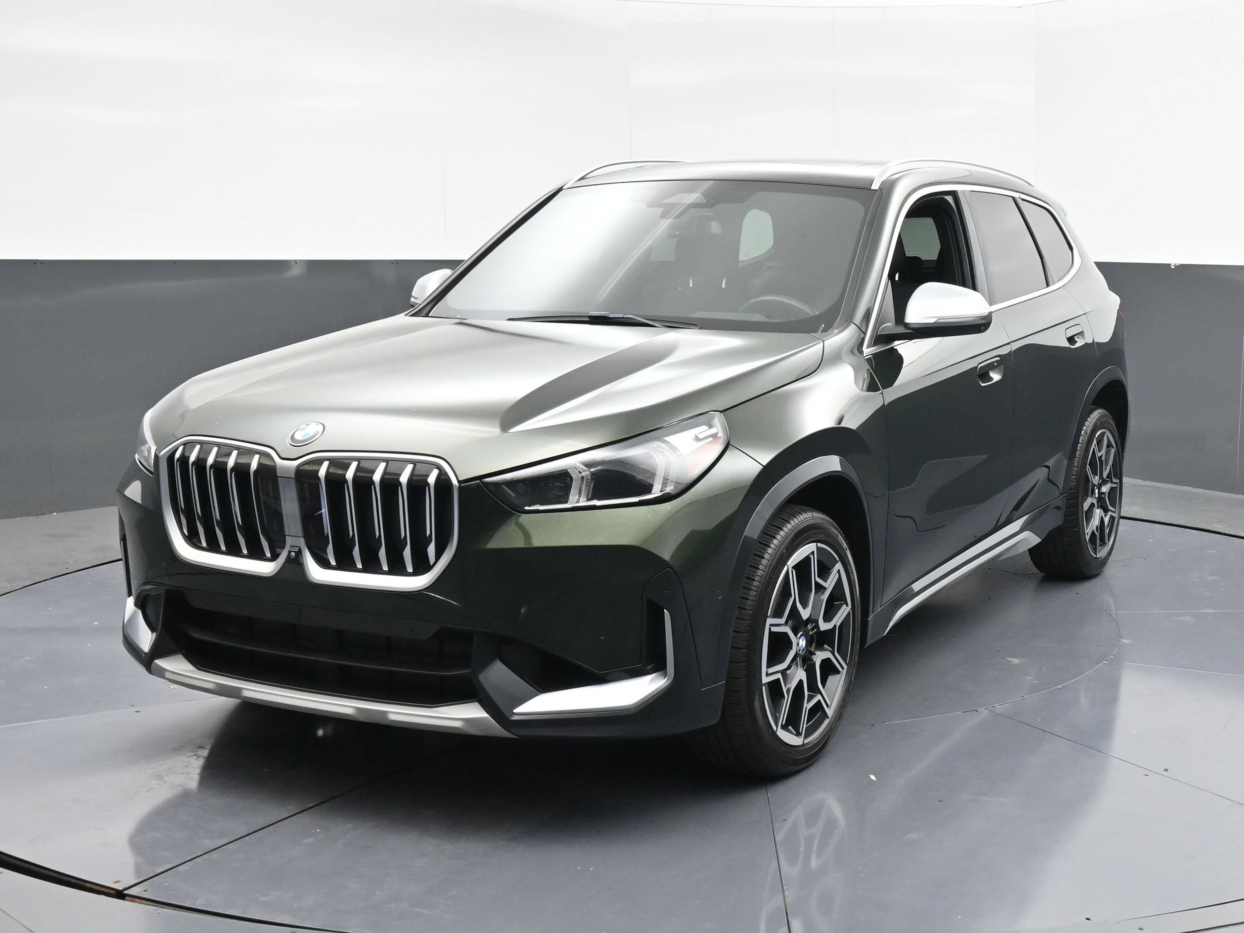 2023 BMW X1
