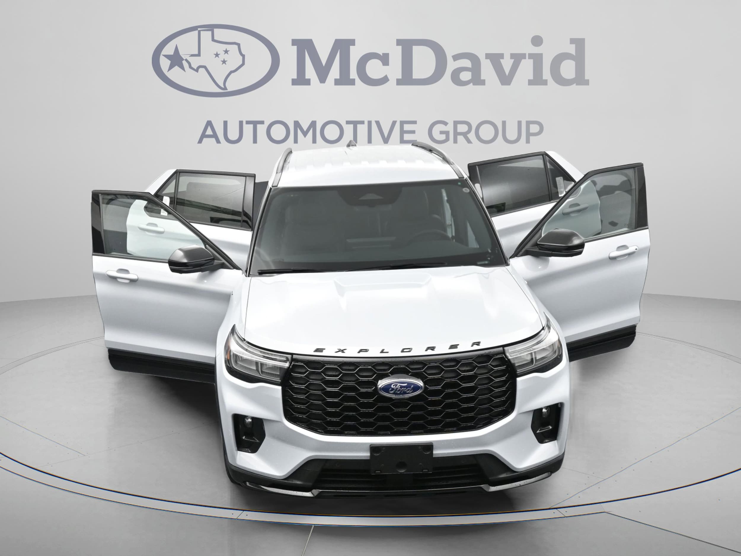 2026 Ford Explorer ST-Line - Photo 28