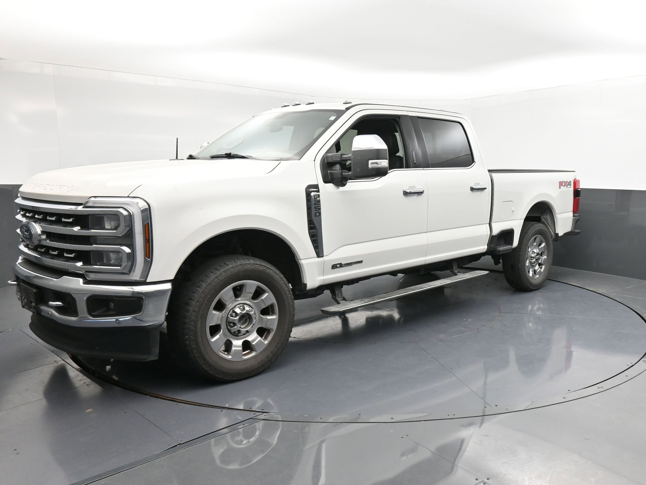 2024 Ford F-250 Lariat 4x4 Crew Cab 6-3/4' Box's photo