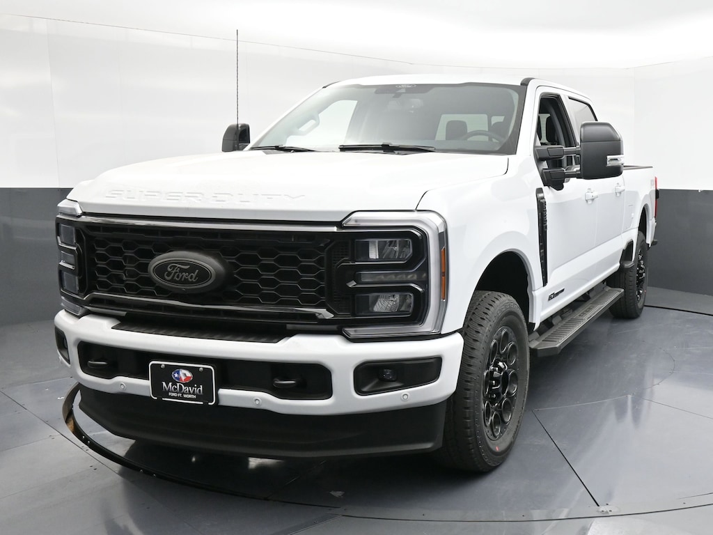 New 2026 Ford F-250 LARIAT Truck Crew Cab