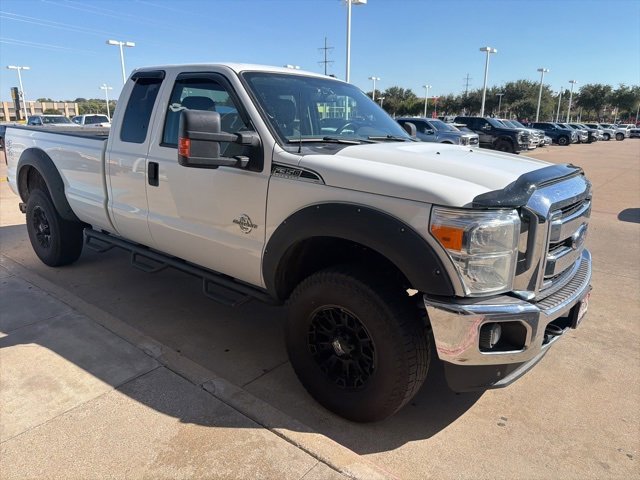 2016 Ford F-350 XLT photo 2