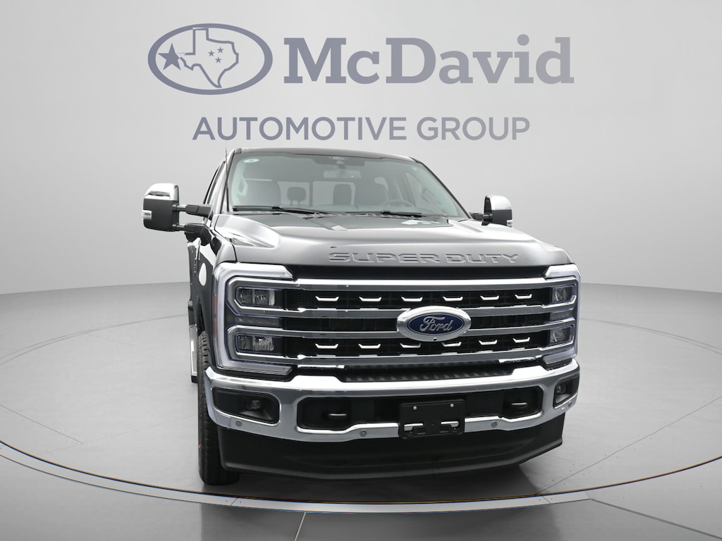 New 2026 Ford F-250 LARIAT Truck Crew Cab