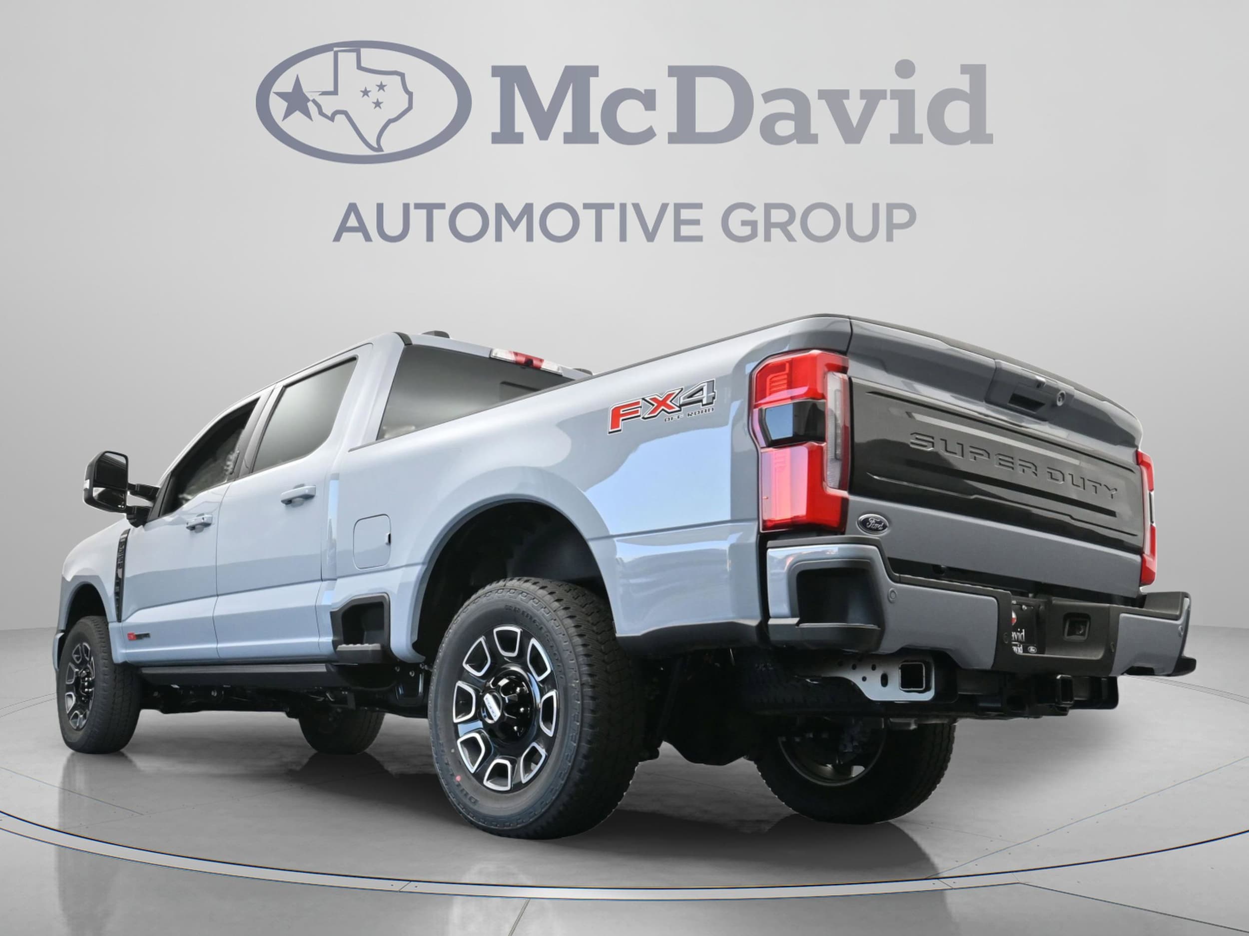 2026 Ford F-250 Super Duty Platinum - Photo 14