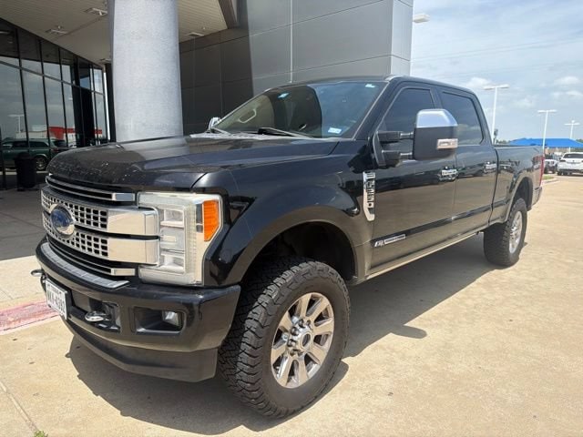 2017 Ford F-250 Truck Crew Cab 