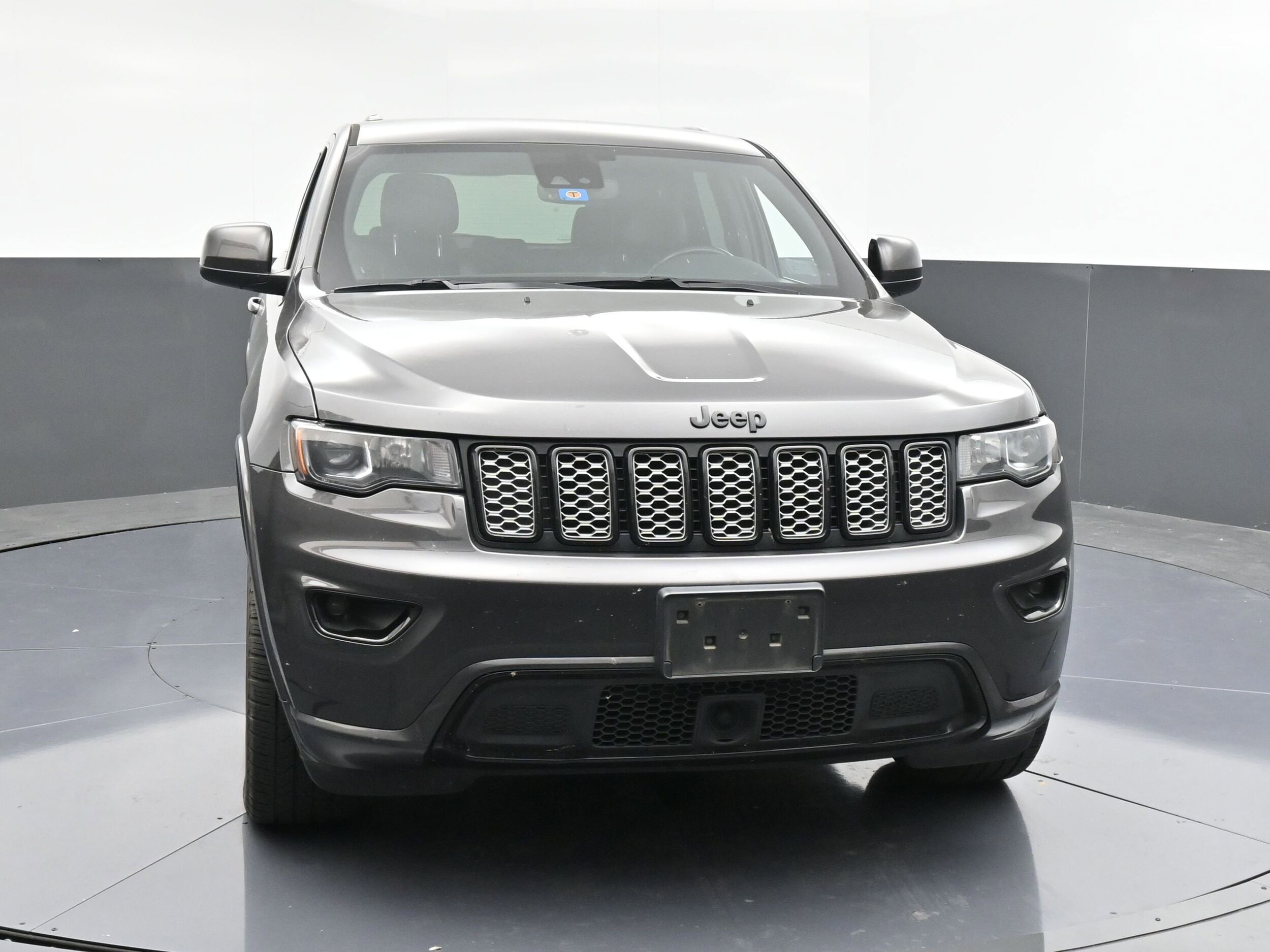 2020 Jeep Grand Cherokee Altitude photo 2