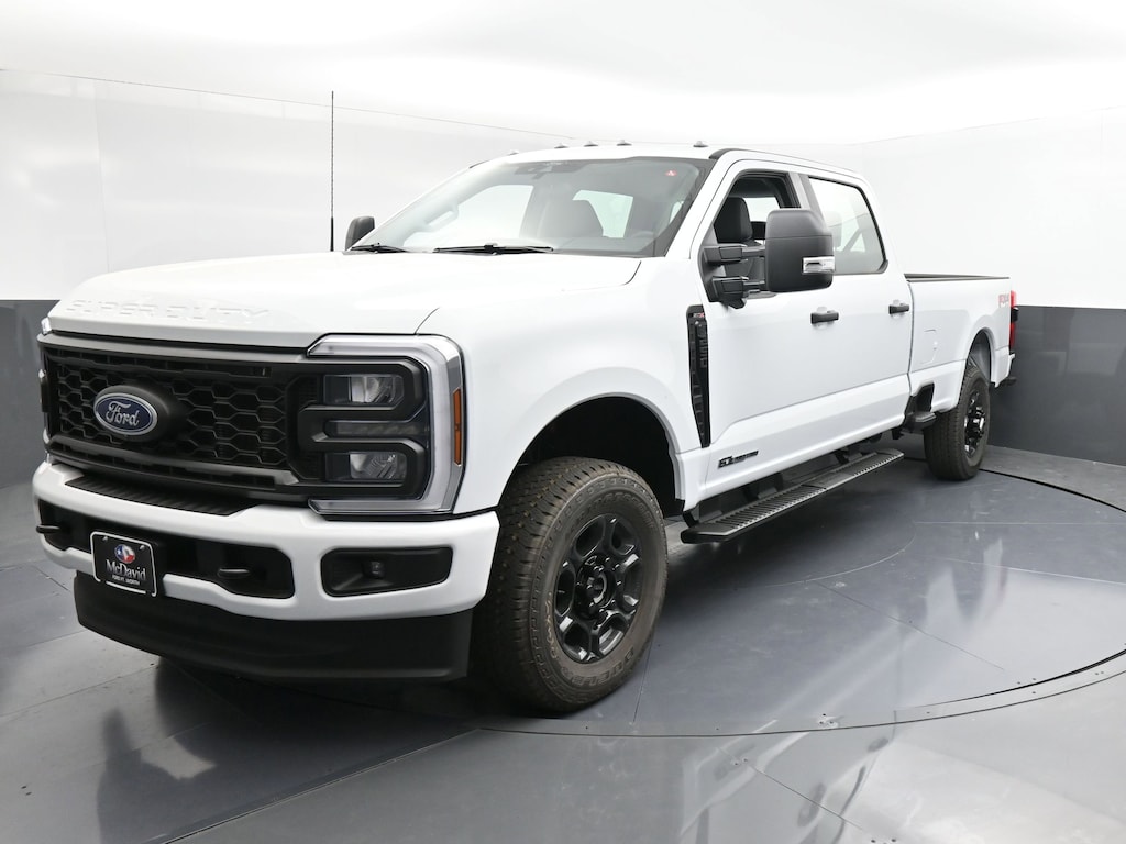 New 2026 Ford F-250 XL Truck Crew Cab