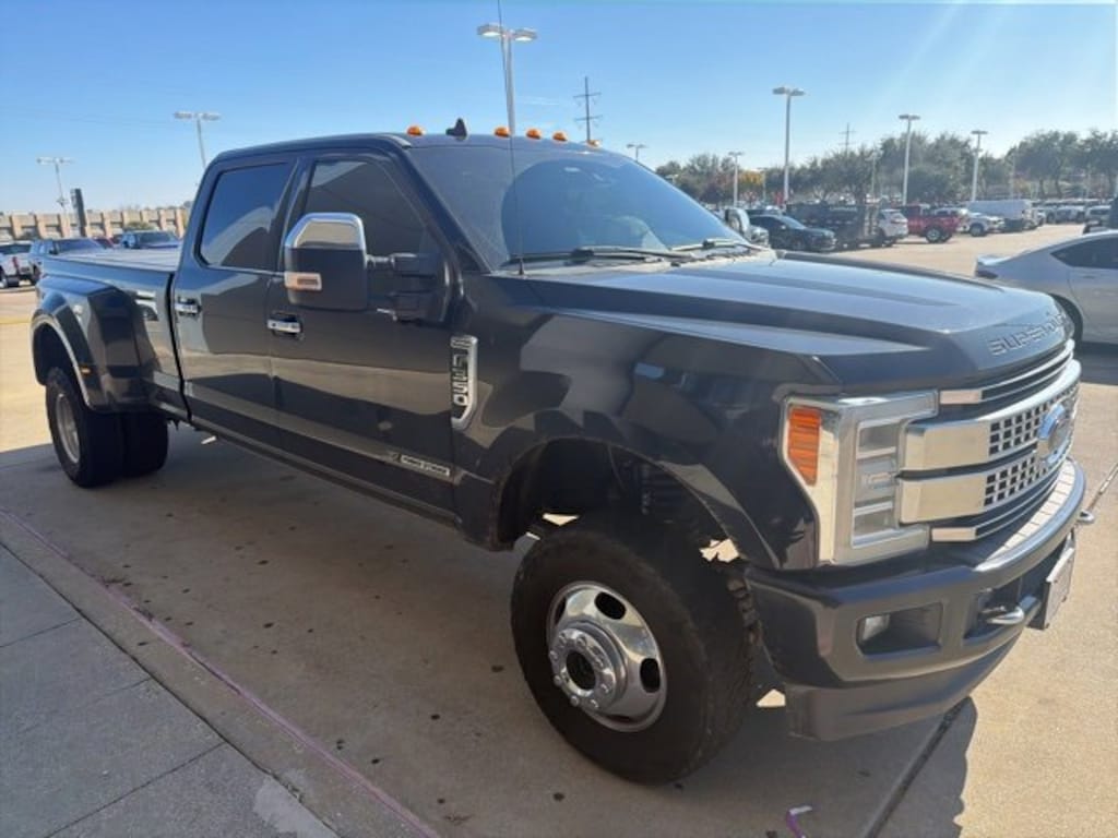 Used 2019 Ford F-350 Platinum Truck Crew Cab