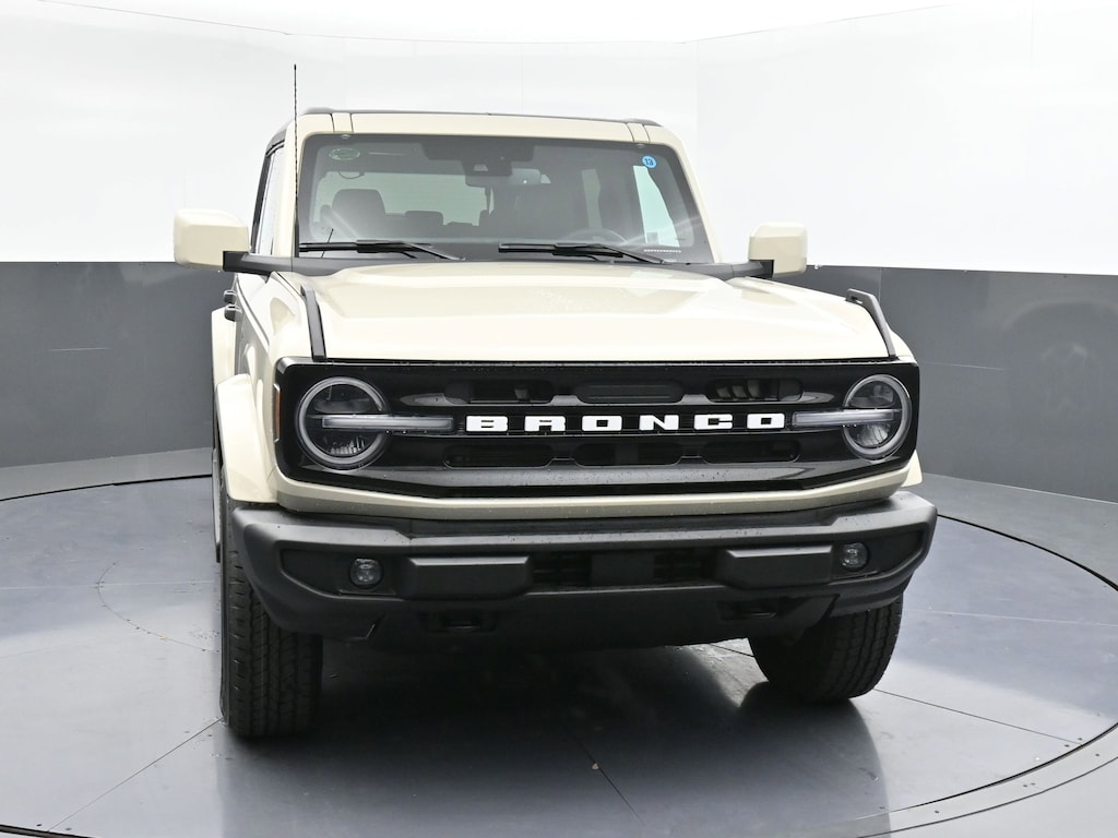 New 2026 Ford Bronco Outer Banks SUV