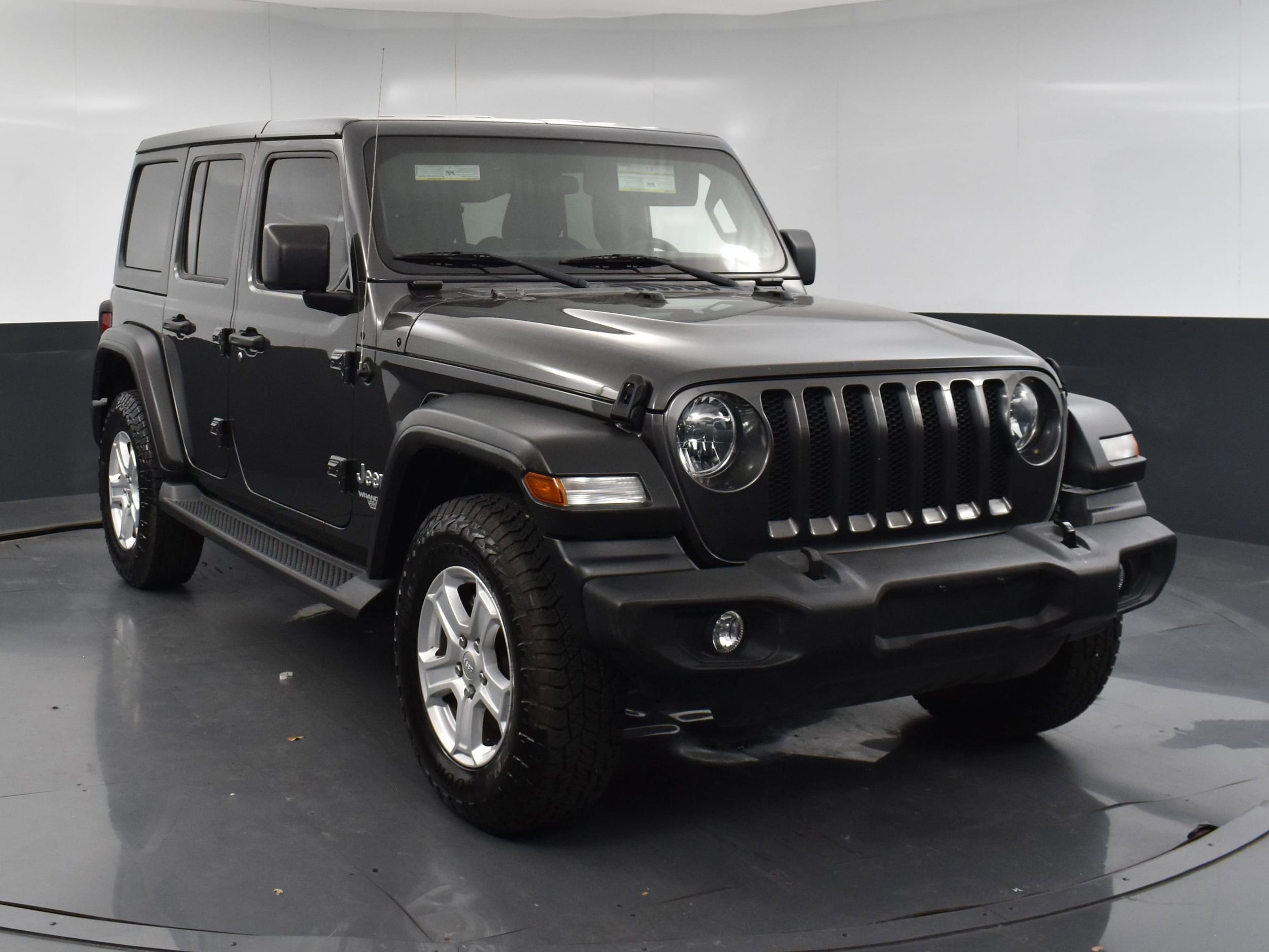 Used 2021 Jeep Wrangler Unlimited Sport S with VIN 1C4HJXDN2MW537535 for sale in Fort Worth, TX