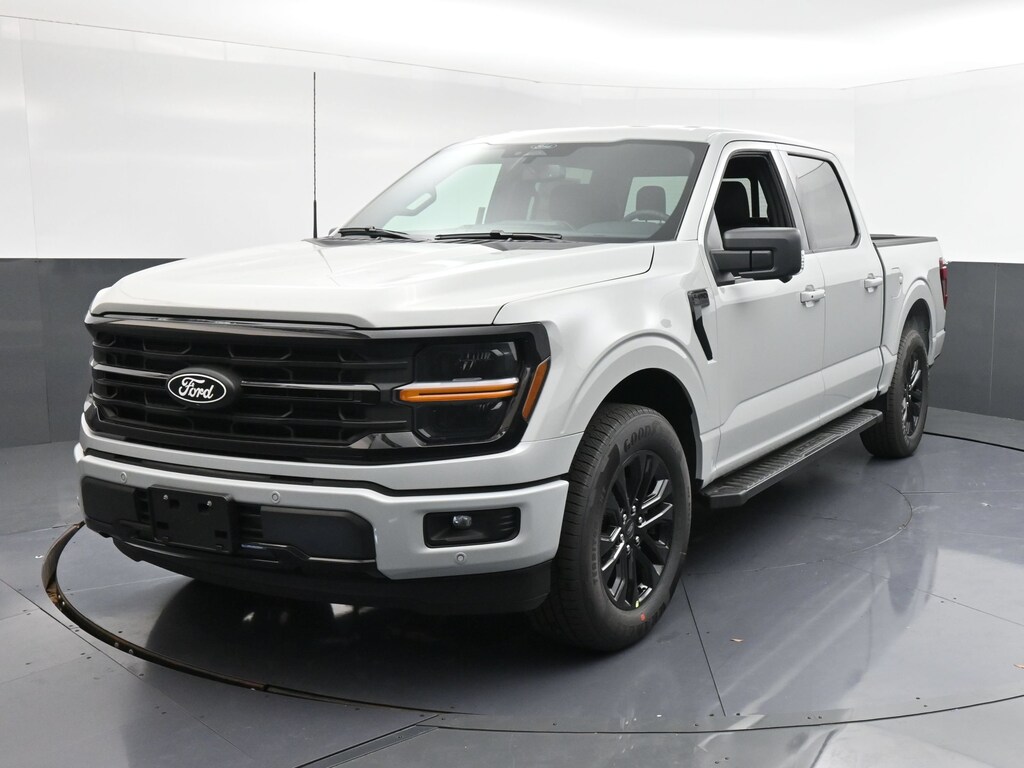 New 2026 Ford F-150 XLT Truck SuperCrew Cab