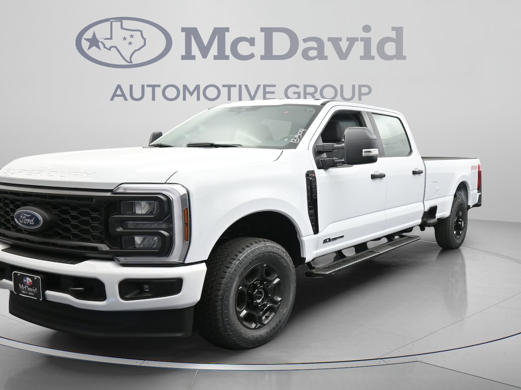 New 2026 Ford F-250 XL Truck Crew Cab