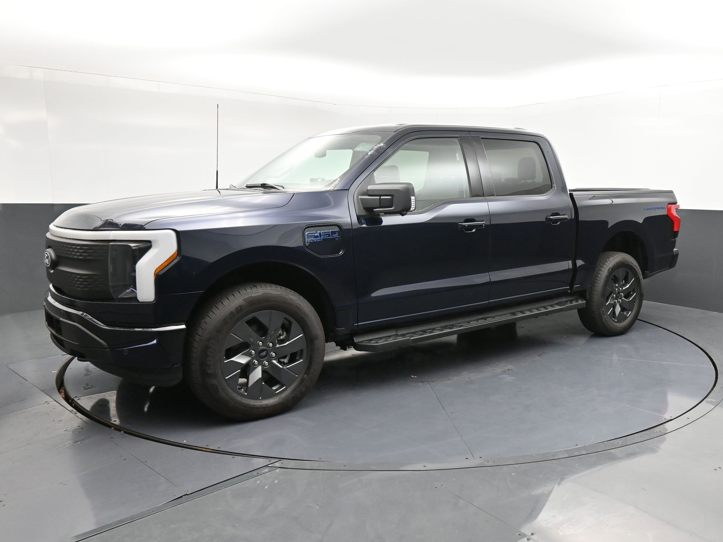 2025 Ford F-150 Lightning