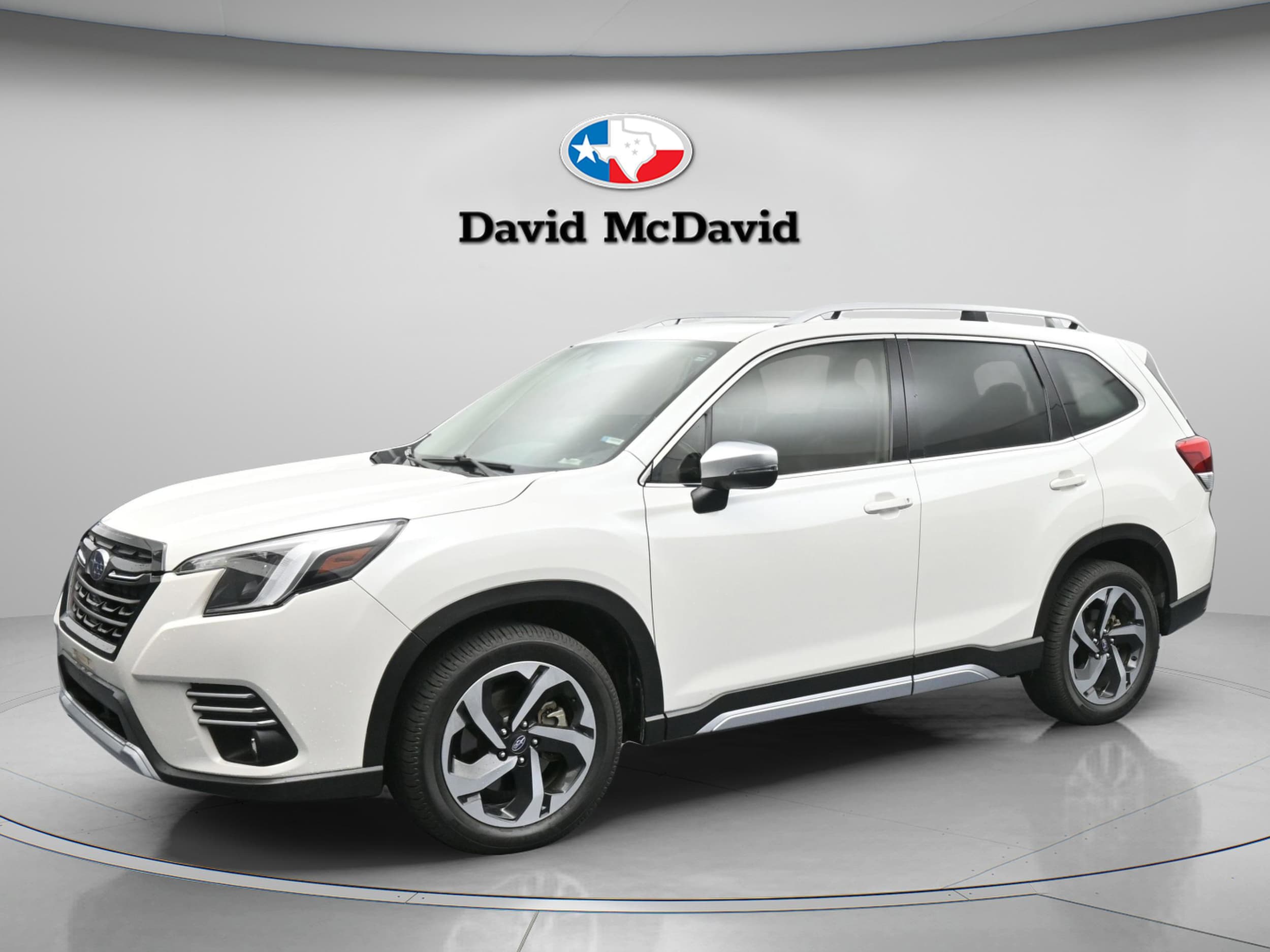 2022 Subaru Forester Touring's photo