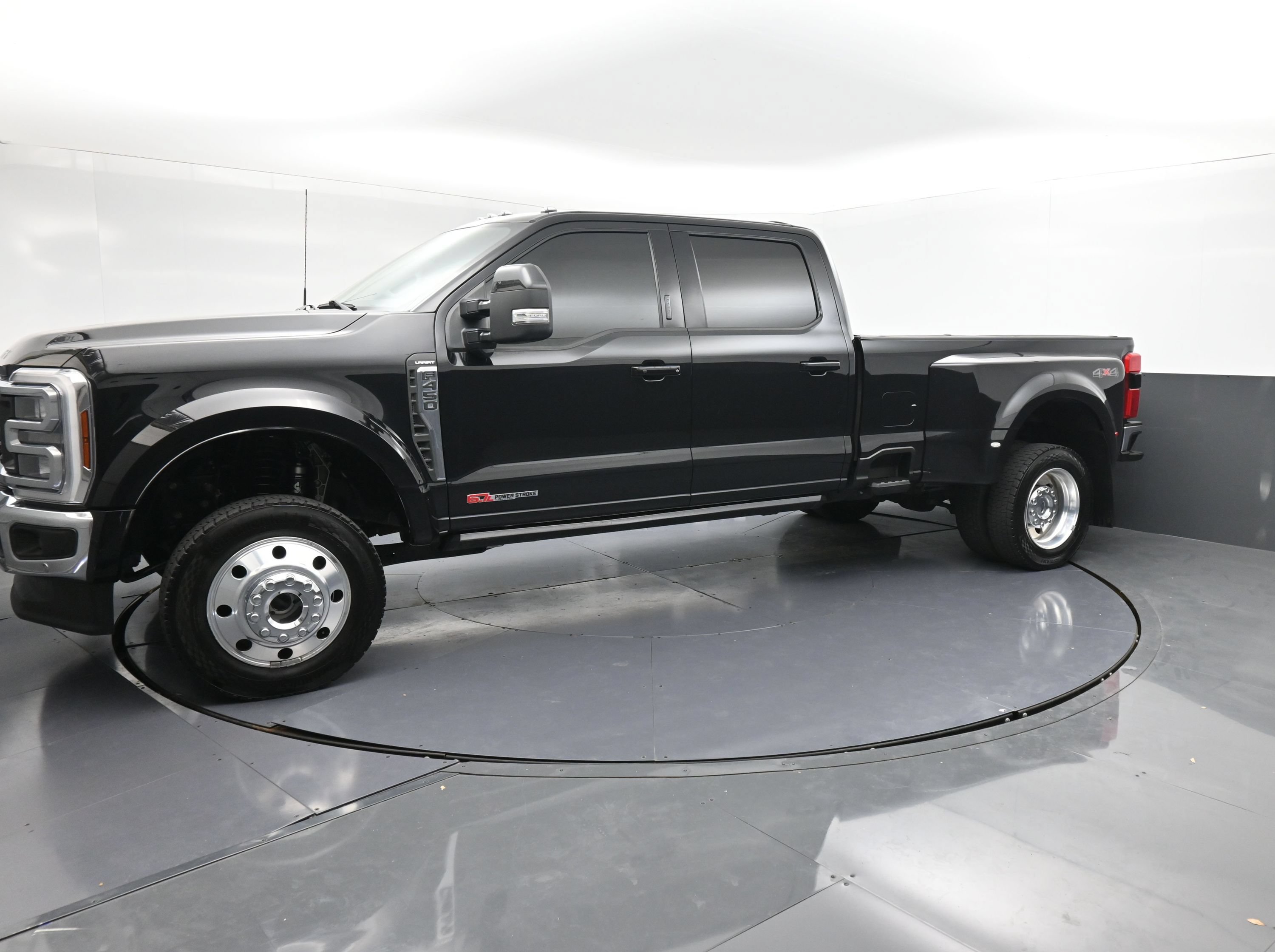 Certified 2024 Ford F-450 LARIAT Truck Crew Cab