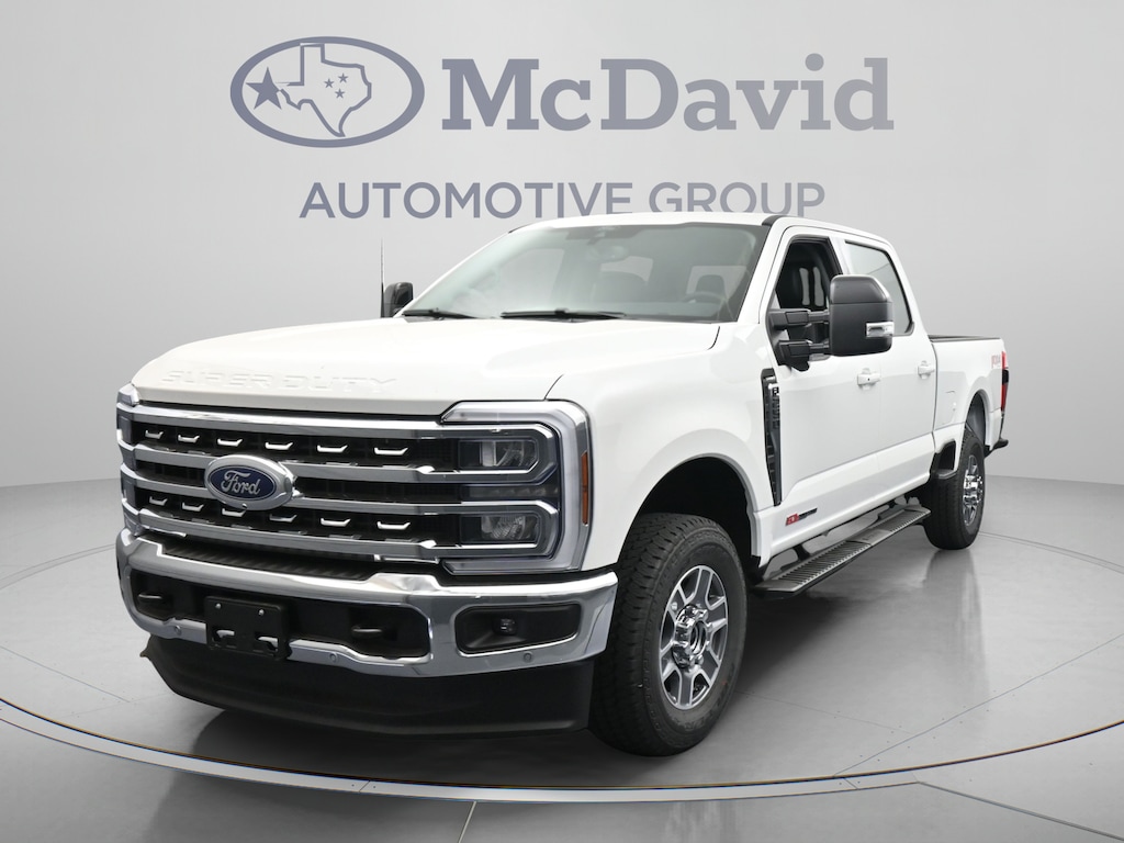 New 2026 Ford F-250 LARIAT Truck Crew Cab