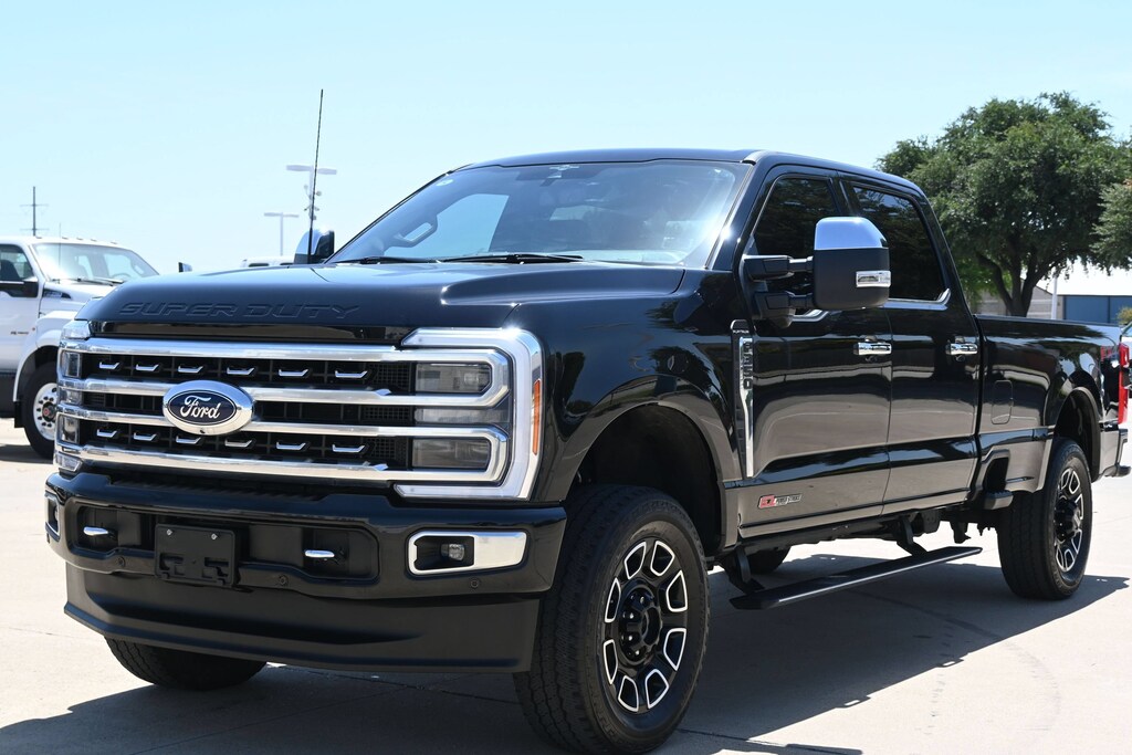 Used 2023 Ford F-350 Platinum Truck Crew Cab