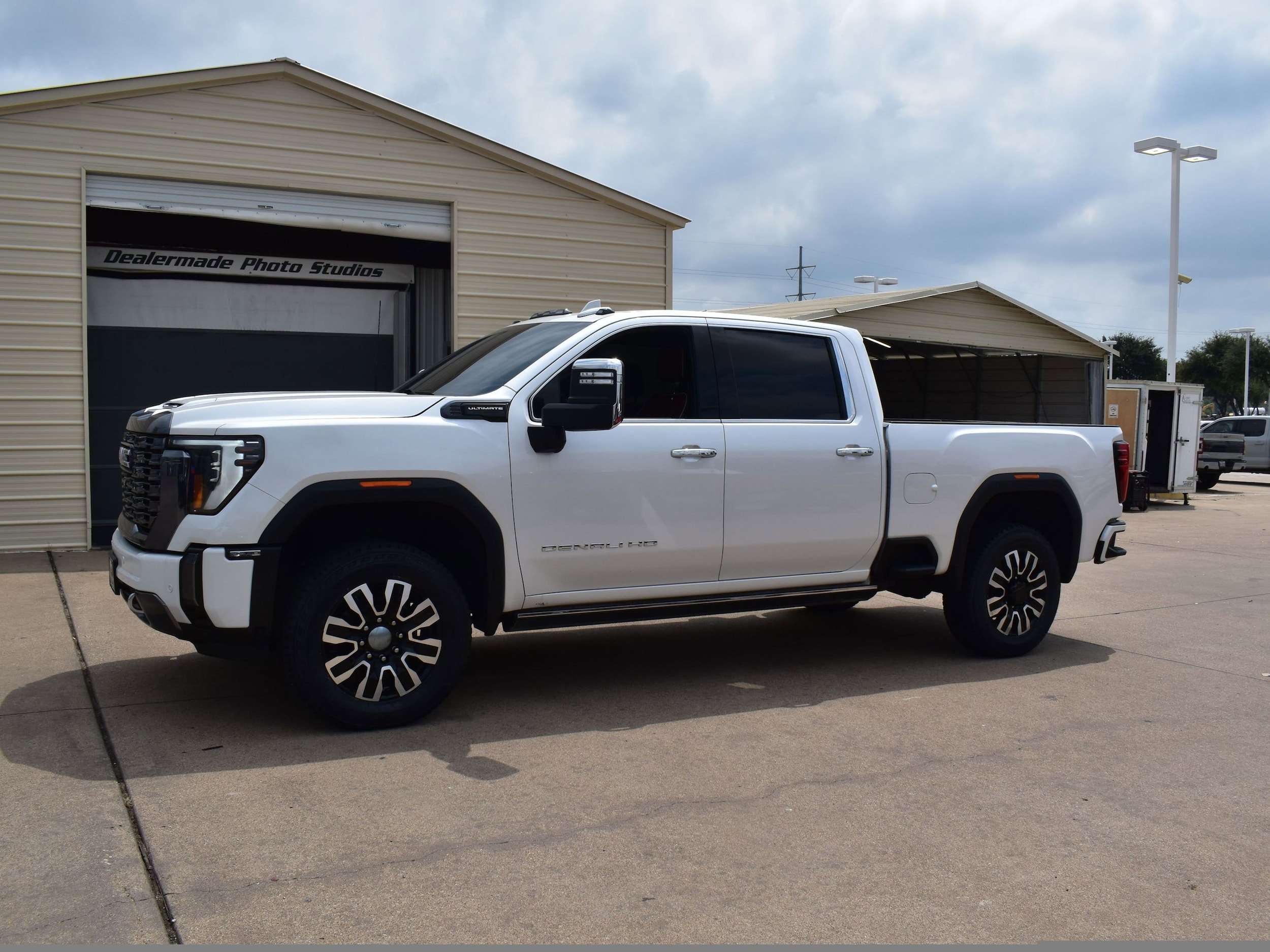 Used 2024 GMC Sierra 2500HD Denali Ultimate with VIN 1GT49XEY3RF166750 for sale in Fort Worth, TX