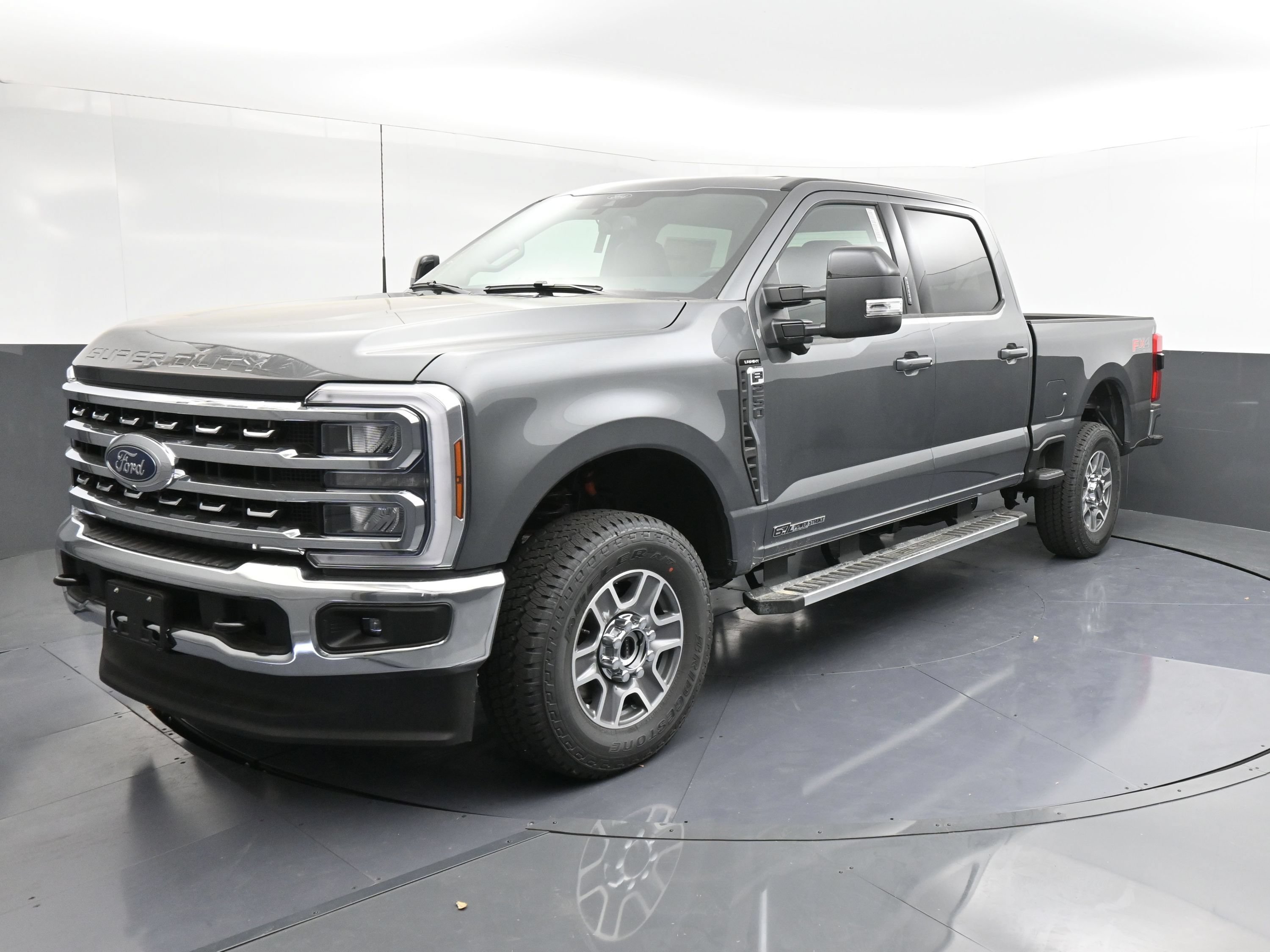 New 2026 Ford F-250 LARIAT Truck Crew Cab