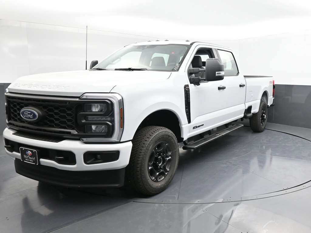 New 2026 Ford F-250 XL Truck Crew Cab