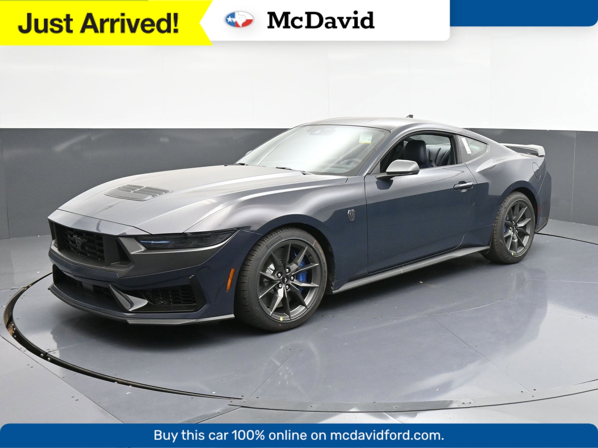 2026 Ford Mustang Dark Horse's photo