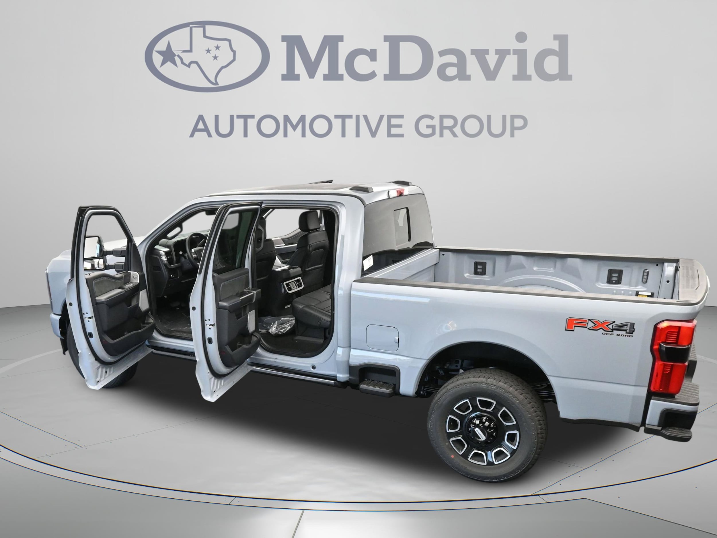 2026 Ford F-250 Super Duty Platinum - Photo 30