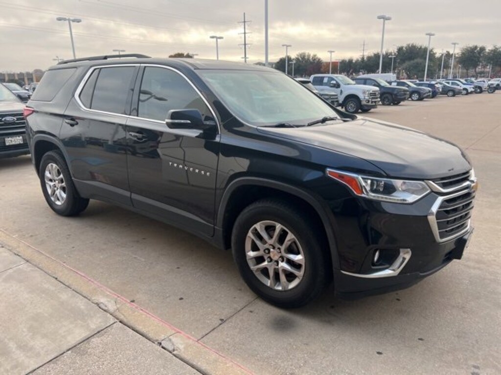 Used 2020 Chevrolet Traverse LT Cloth SUV