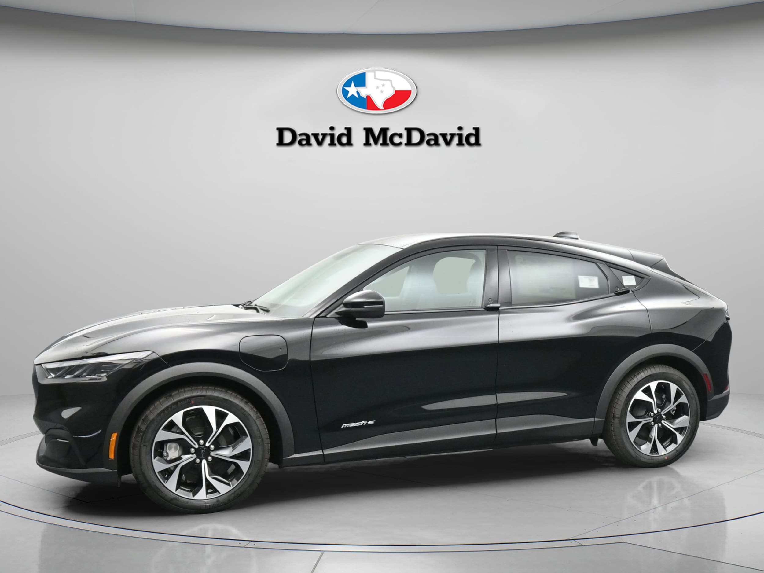 2026 Ford Mustang-Mach-e Select's photo