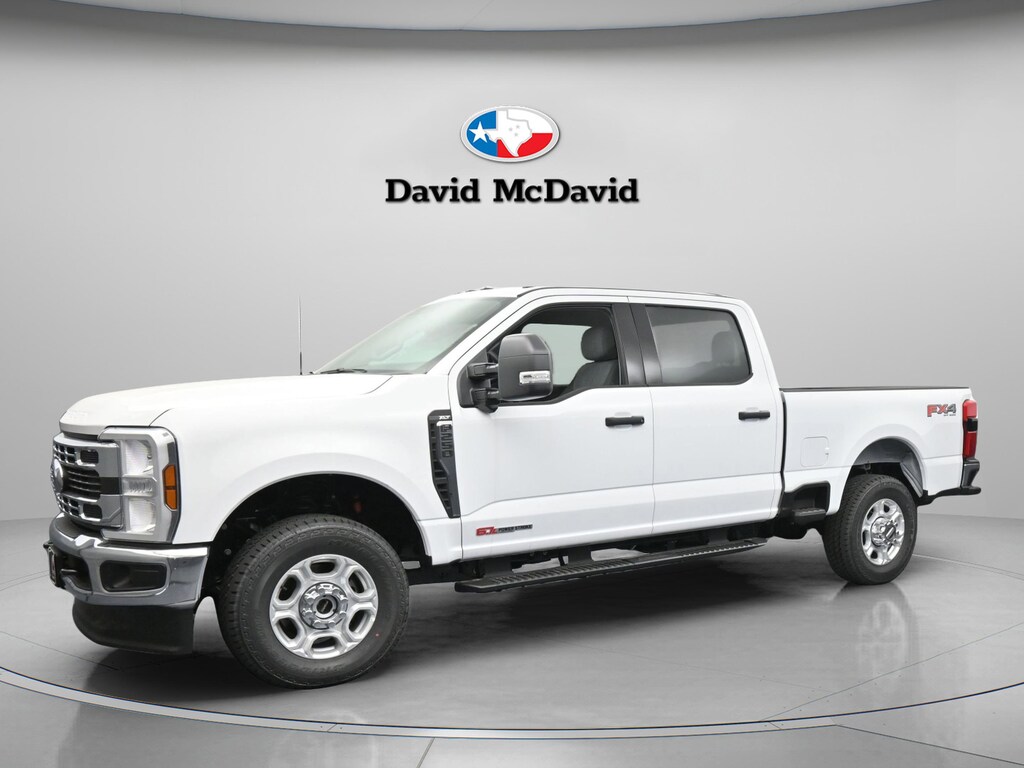 New 2026 Ford F-250 XLT Truck Crew Cab