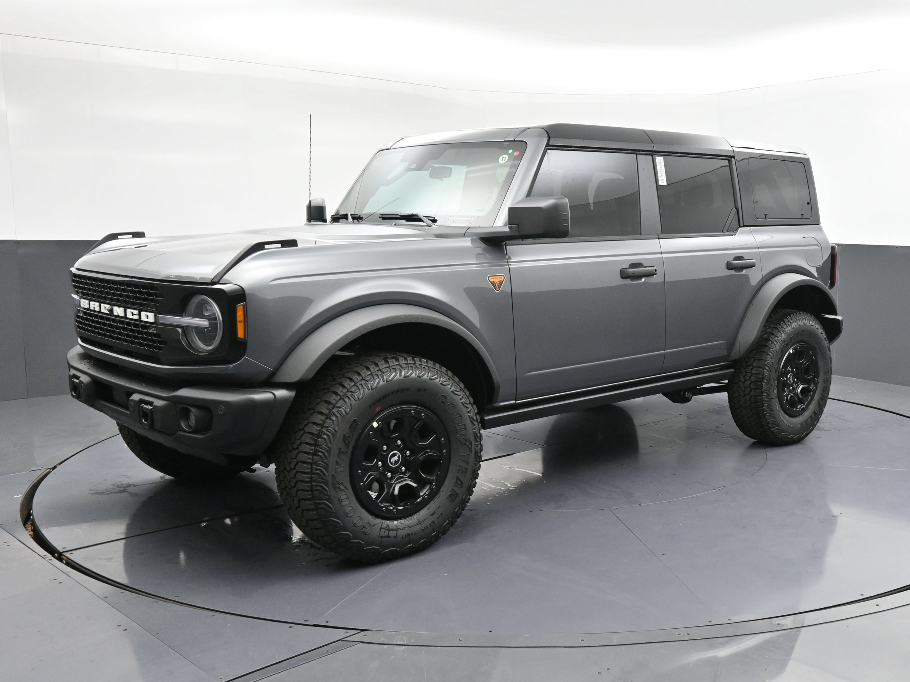 2026 Ford Bronco Badlands SUV