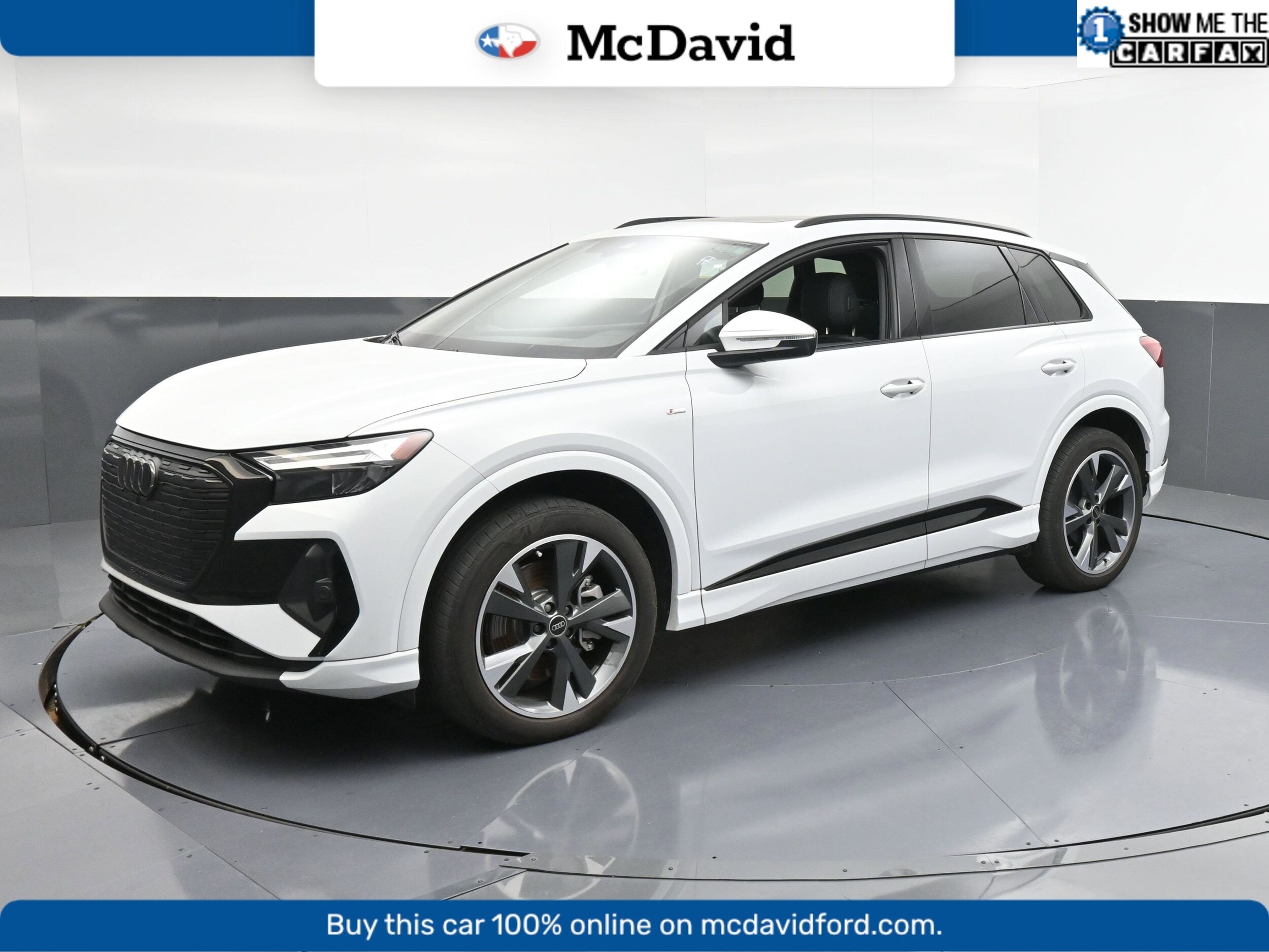 2024 Audi Q4 e-tron Premium's photo