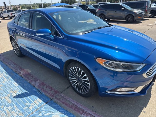 2017 Ford Fusion Titanium photo 2