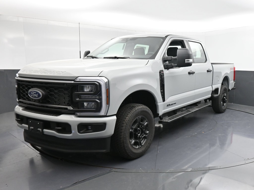 New 2026 Ford F-250 XL Truck Crew Cab