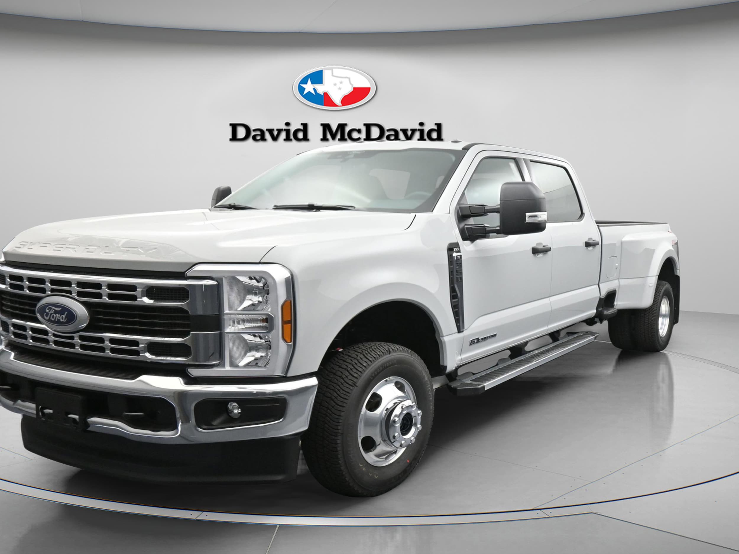 2026 Ford F-350 XLT 4x4 Crew Cab 8' Box DRW's photo