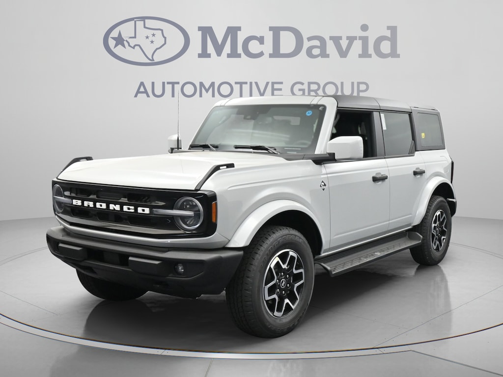 New 2026 Ford Bronco Outer Banks SUV