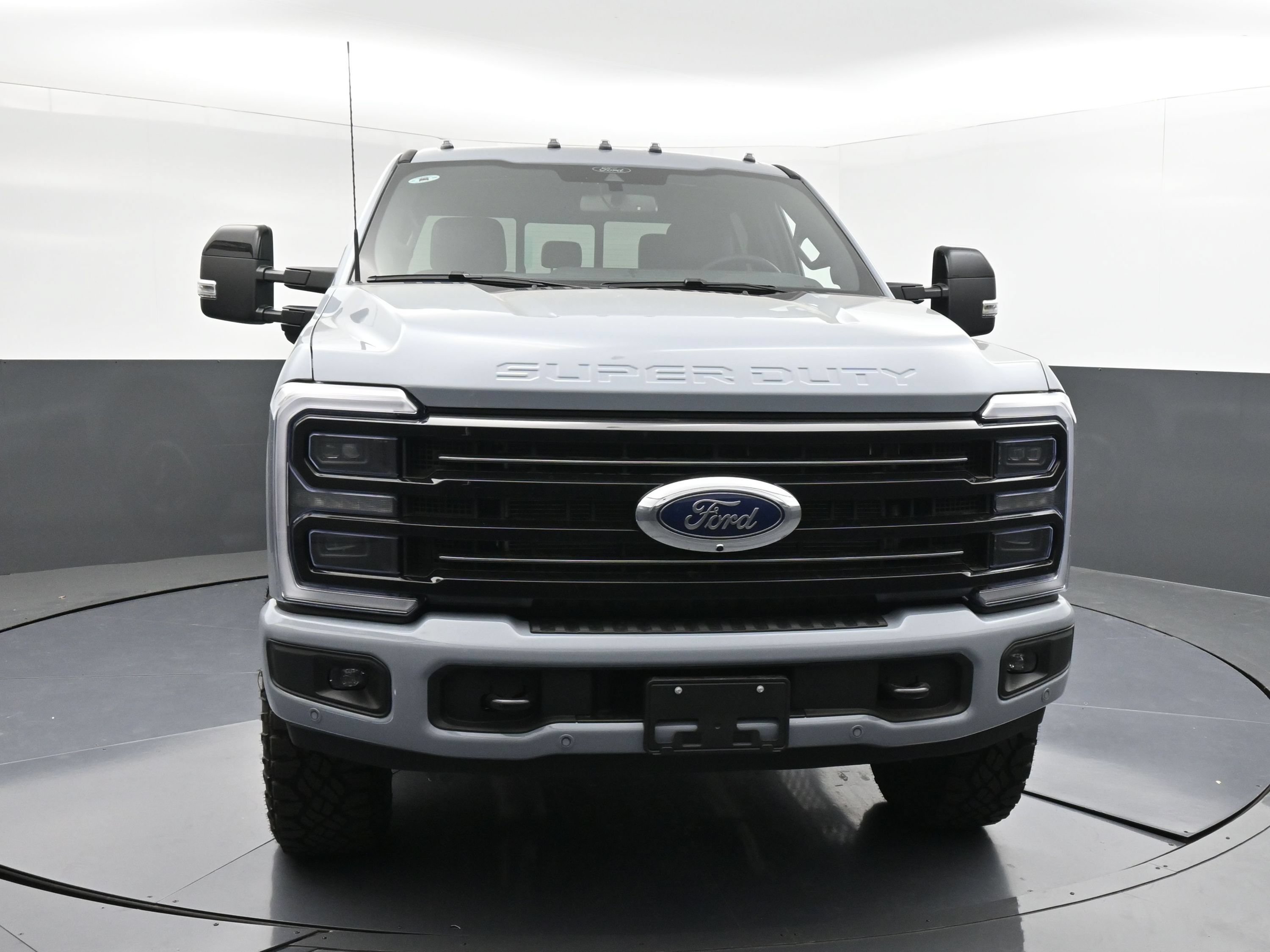 New 2026 Ford F-250 Platinum Truck Crew Cab