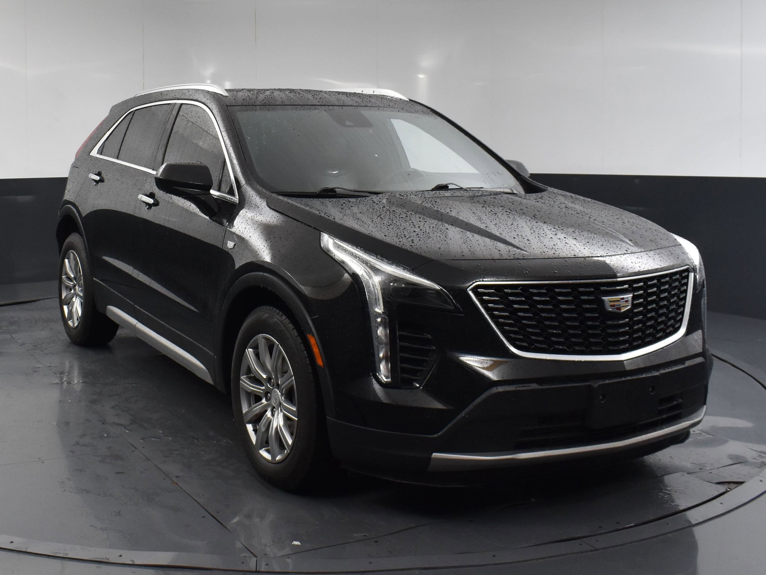 Used 2020 Cadillac XT4 Premium Luxury with VIN 1GYFZDR44LF035763 for sale in Fort Worth, TX