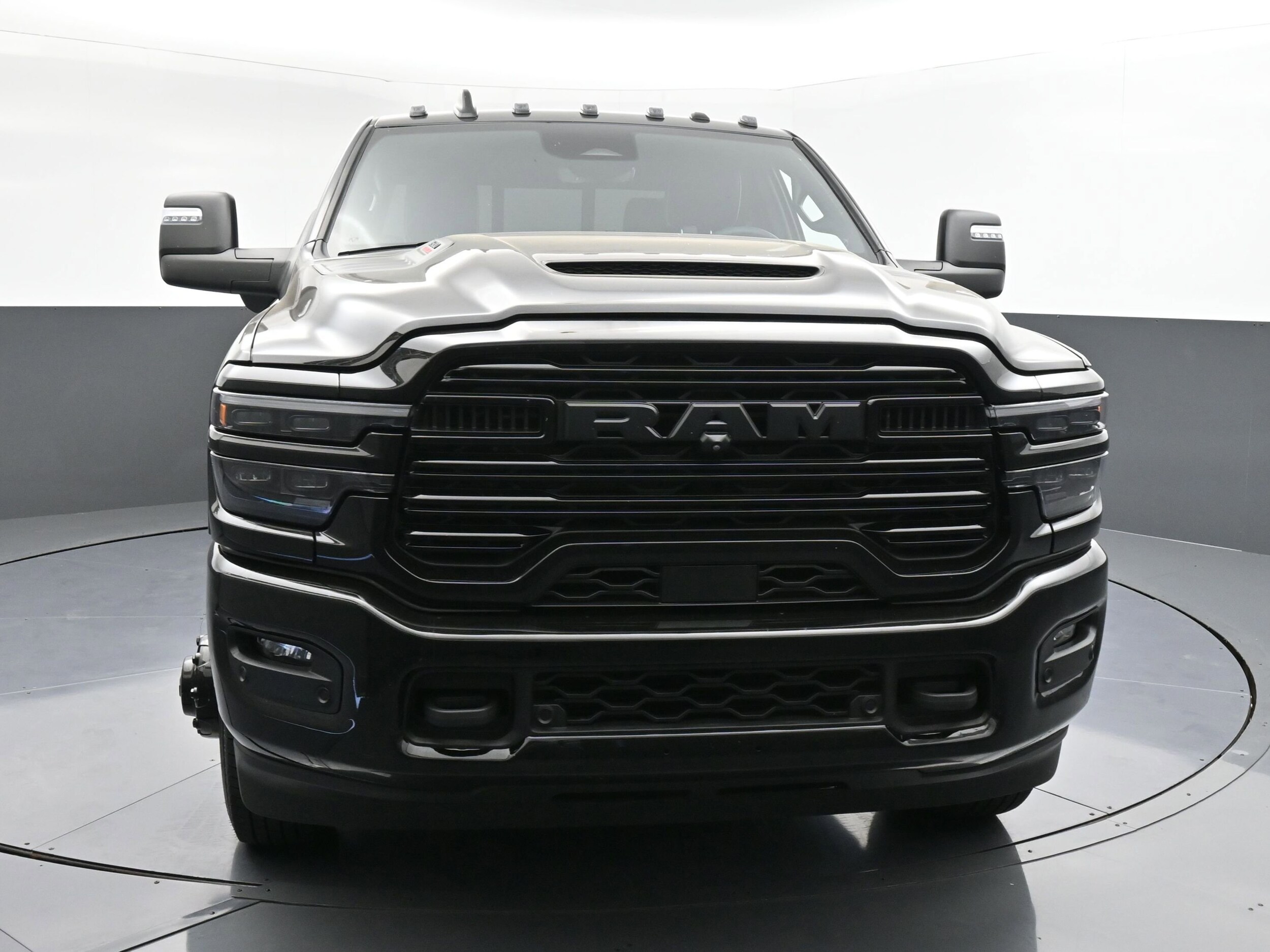 2025 Ram 3500 Laramie photo 2