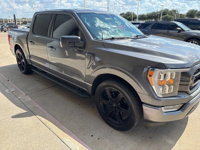 2023 Ford F-150 XLT photo 2